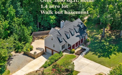 House in Holly Springs, North Carolina, United States 1