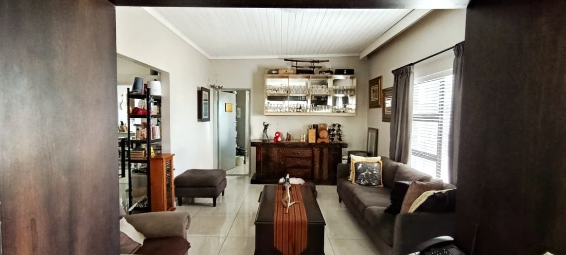 House in Melkbosstrand, Cape Town, South Africa 2 - 18644789