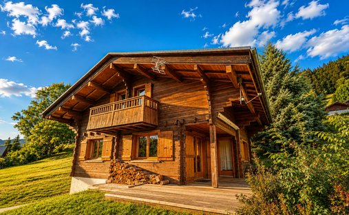 Chalet in La Clusaz, Auvergne-Rhône-Alpes, France 1