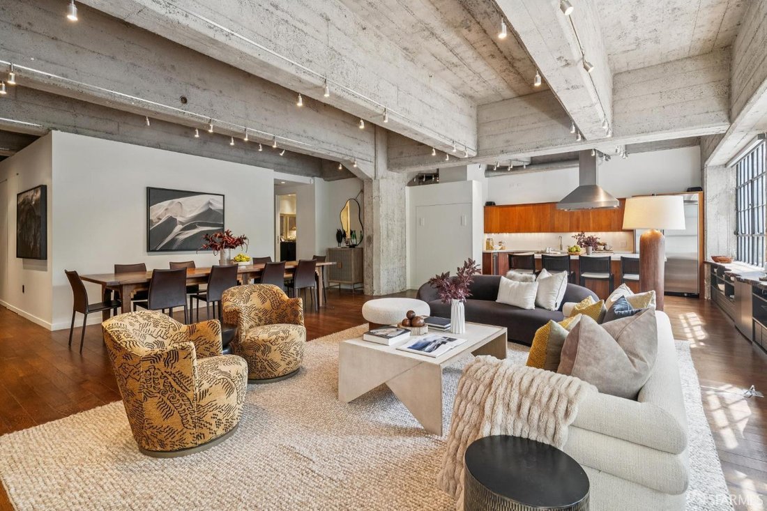 Condo in San Francisco, California, United States 3 - 18645408