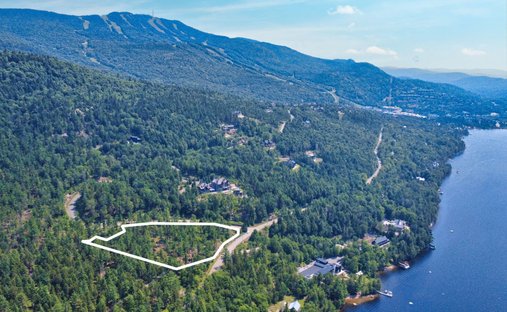 Land in Mont-Tremblant, Quebec, Canada 1