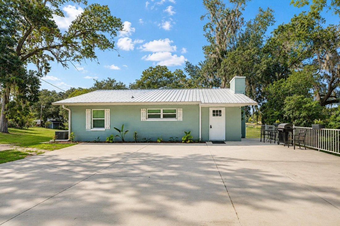 House in Ocklawaha, Florida, United States 5 - 18642025