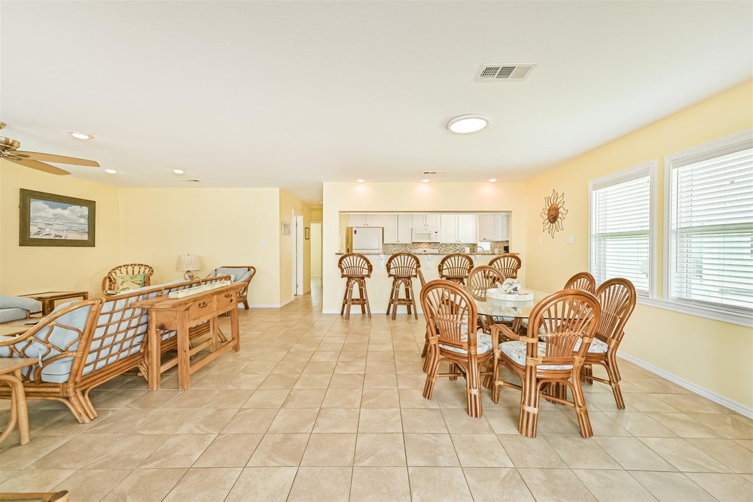 House in Galveston, Texas, United States 4 - 18647085