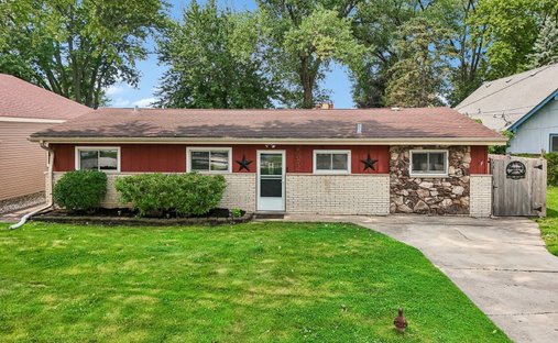 House in Fox Lake, Illinois, United States 1