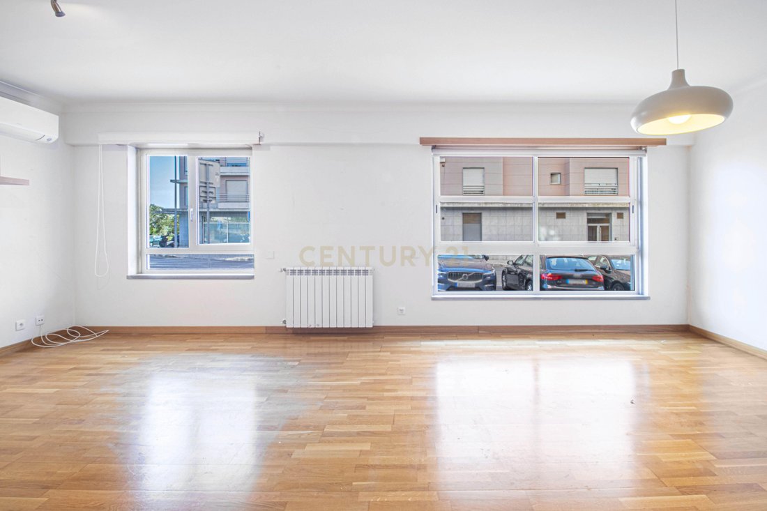 Apartment in Carnide, Lisbon, Portugal 5 - 18647436