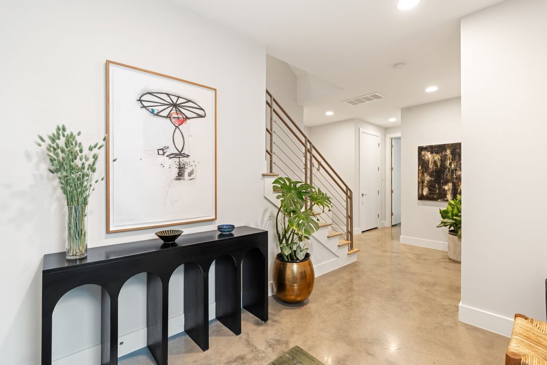 House in Houston, Texas, United States 5 - 18644574