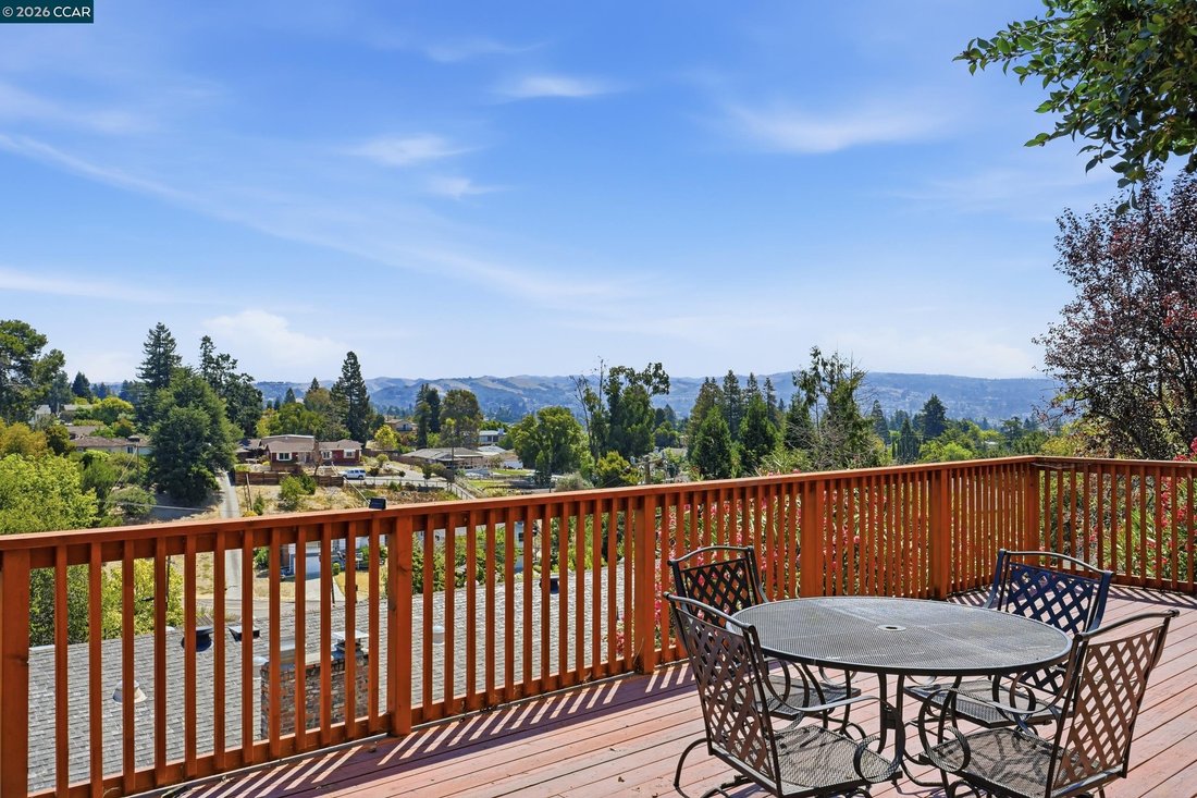House in Castro Valley, California, United States 5 - 18646061