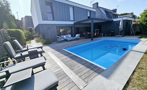House in Kerguelen-Quehello Congard-Maison Rou, Larmor-Plage, France 1