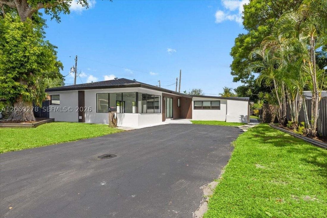 House in Miramar, Florida, United States 1 - 18646173