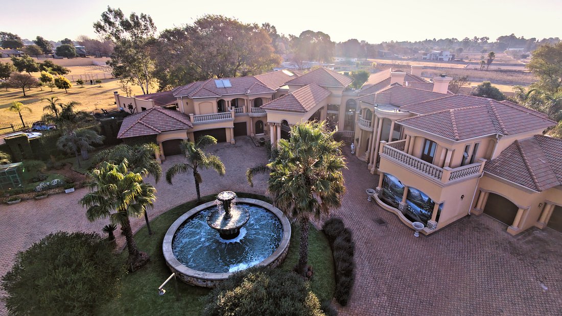 Country House in Benoni North AH, Gauteng, South Africa 2 - 18644774