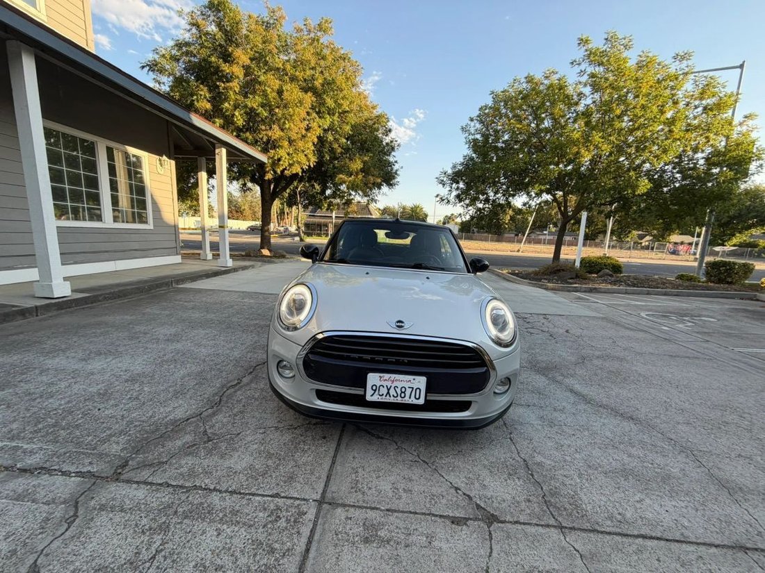 Cabriolet in Tracy, CA, United States 2 - 18648062