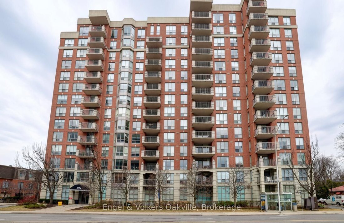 Condo in Burlington, Ontario, Canada 2 - 18643606