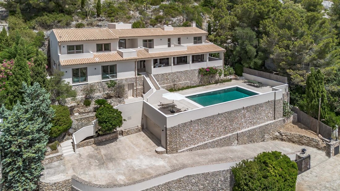 Villa in Pollenca, Balearic Islands, Spain 1 - 18647522