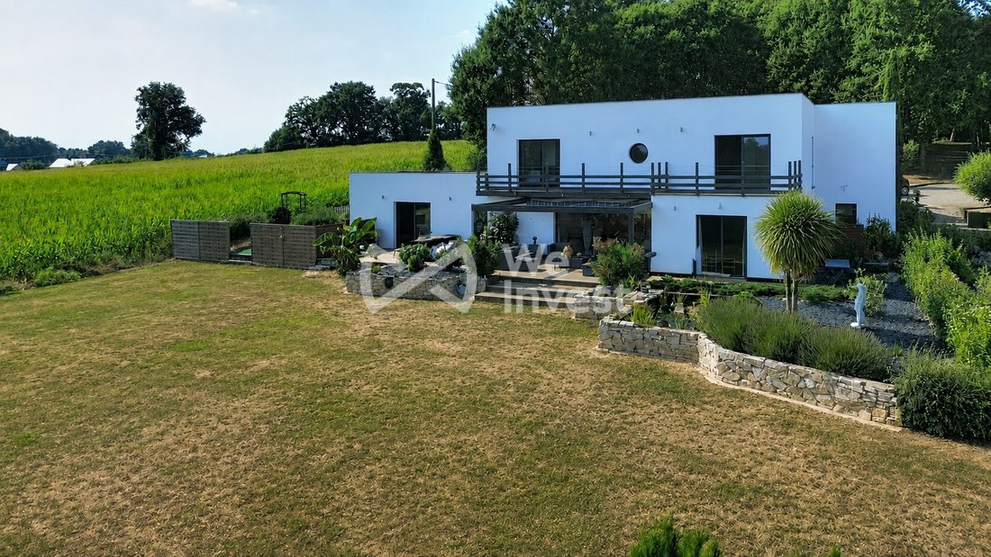 Villa in Monce-en-Belin, Pays de la Loire, France 1 - 18578765