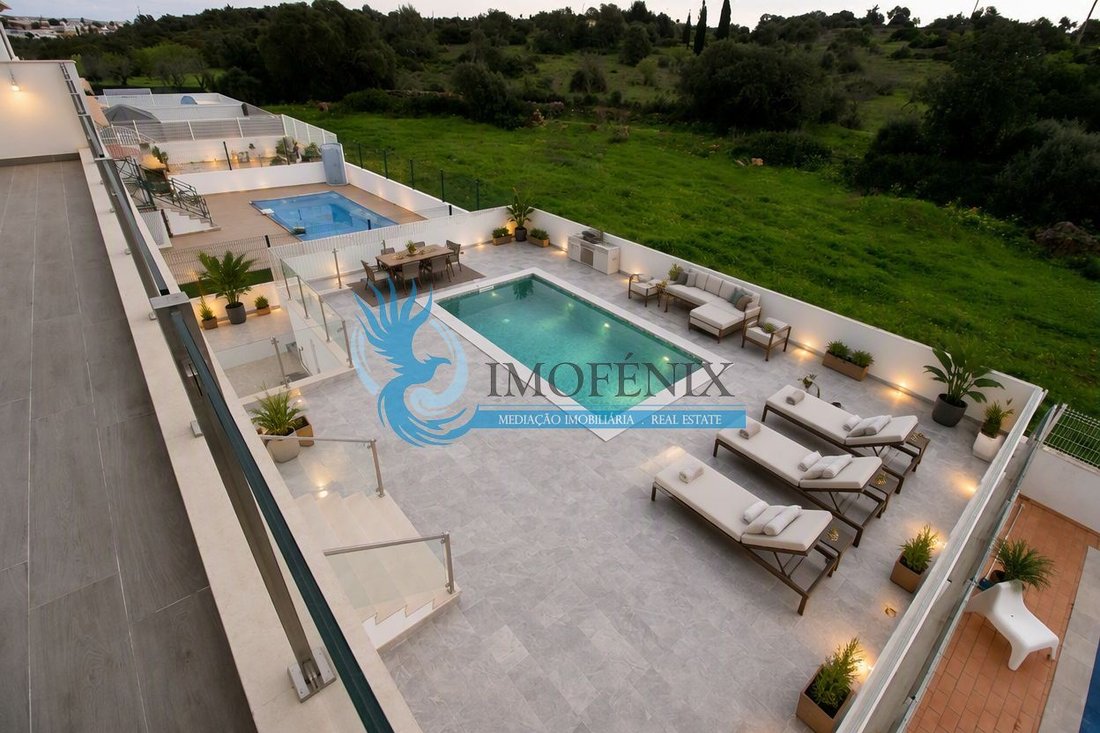 Villa in Olhos de Agua, Algarve, Portugal 1 - 17374807