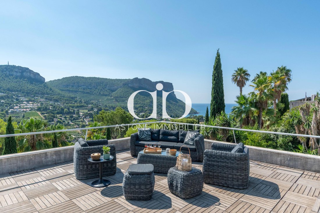 Villa in Cassis, Provence-Alpes-Côte d'Azur, France 2 - 18647322