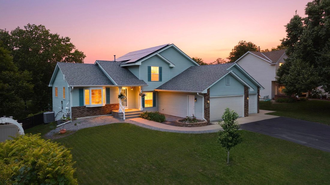 House in Eagan, Minnesota, United States 2 - 18642640