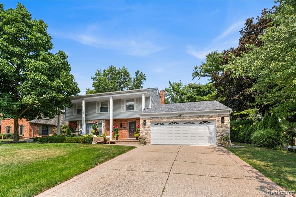 House in Troy, Michigan, United States 3 - 18645800