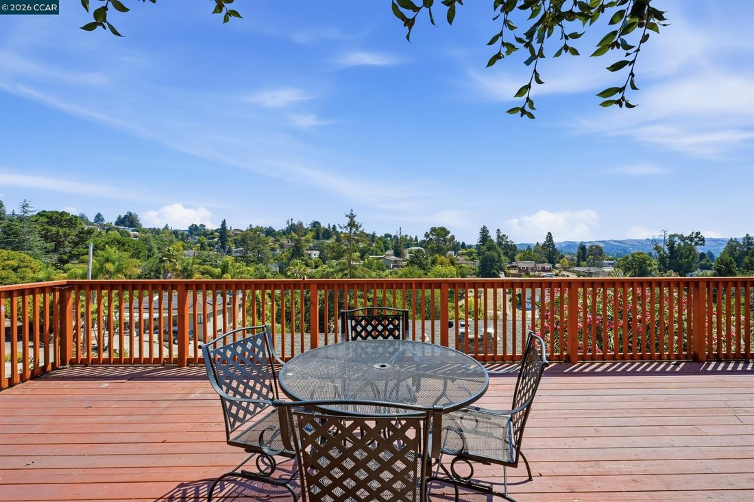 House in Castro Valley, California, United States 2 - 18646061