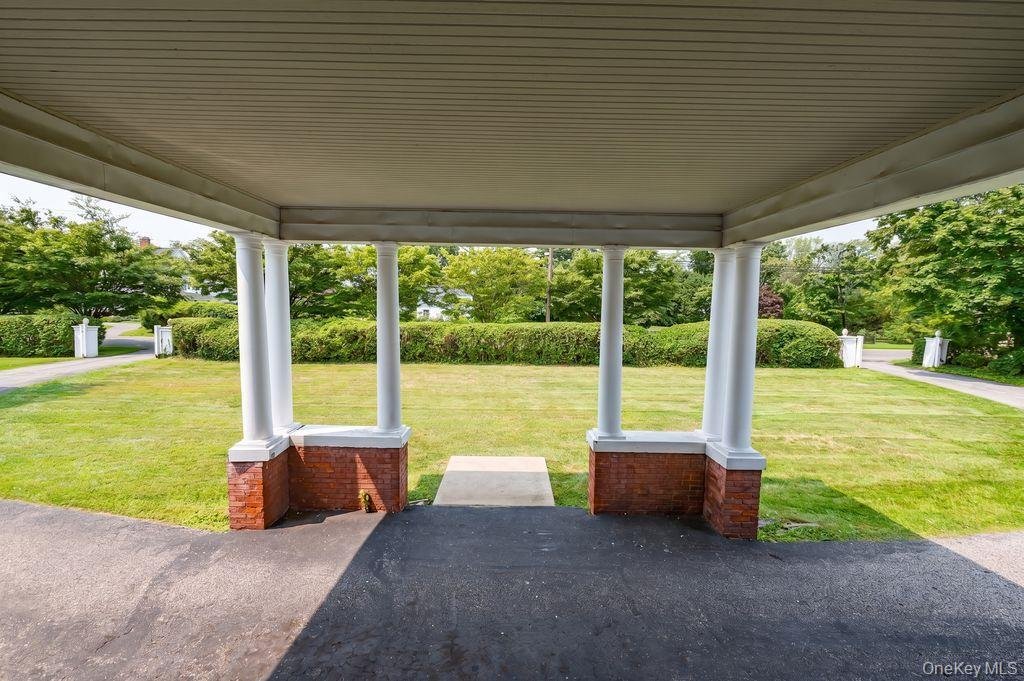 House in Bay Shore, New York, United States 4 - 18645977