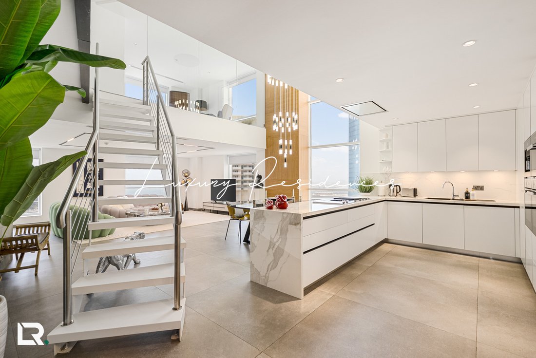 Apartment in Jumeirah Beach Residence, Dubai, United Arab Emirates 1 - 18648509