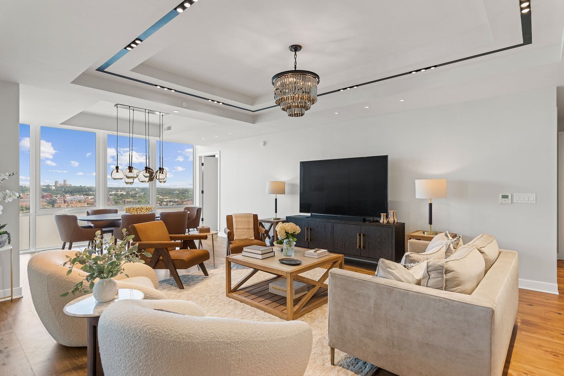 Condo in Arlington, Virginia, United States 5 - 18643917