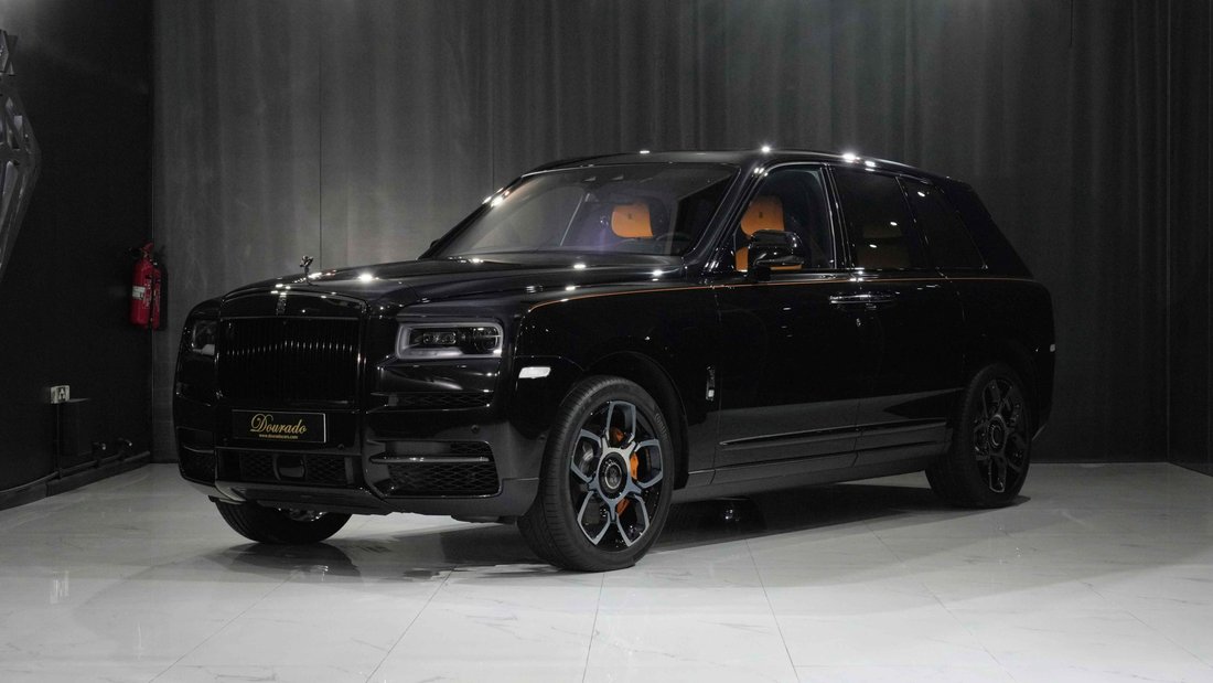 Suv in Dubai, United Arab Emirates 3 - 18648508