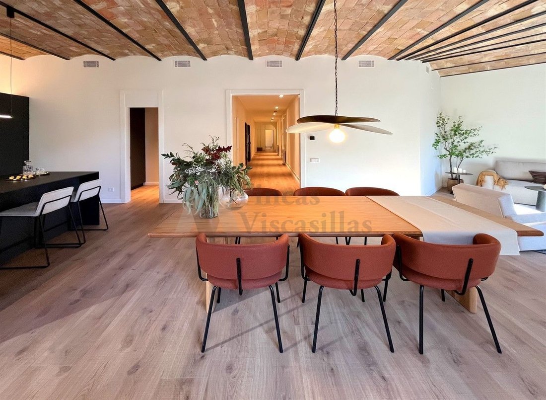 Apartment in Eixample, Barcelona, Spain 4 - 18649160