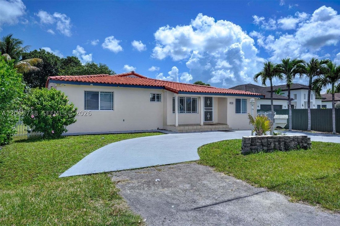 House in Miami, Florida, United States 3 - 18637831
