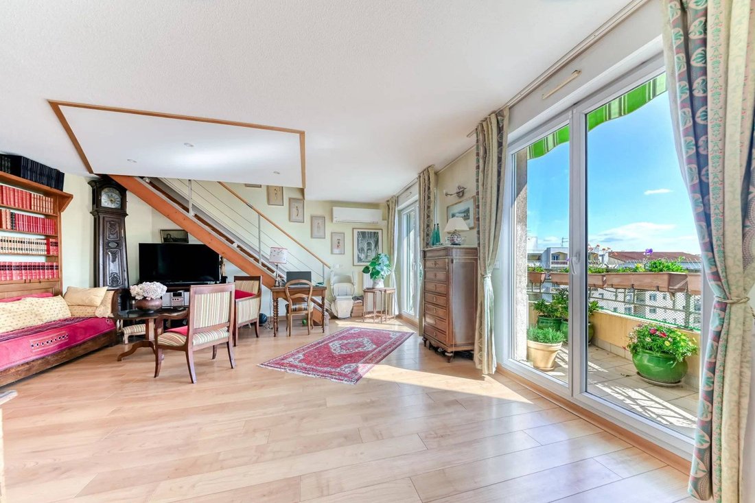Apartment in Sans Souci-Dauphiné, Lyon 3e Arrondissement, Lyon 5 - 17666016