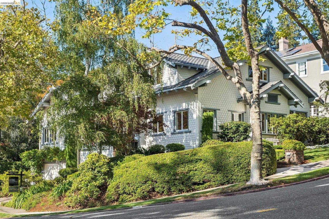 House in Oakland, California, United States 4 - 18648883