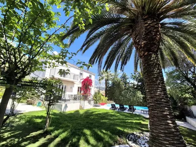 House in Vallergues, Cannes, France 1 - 18013824