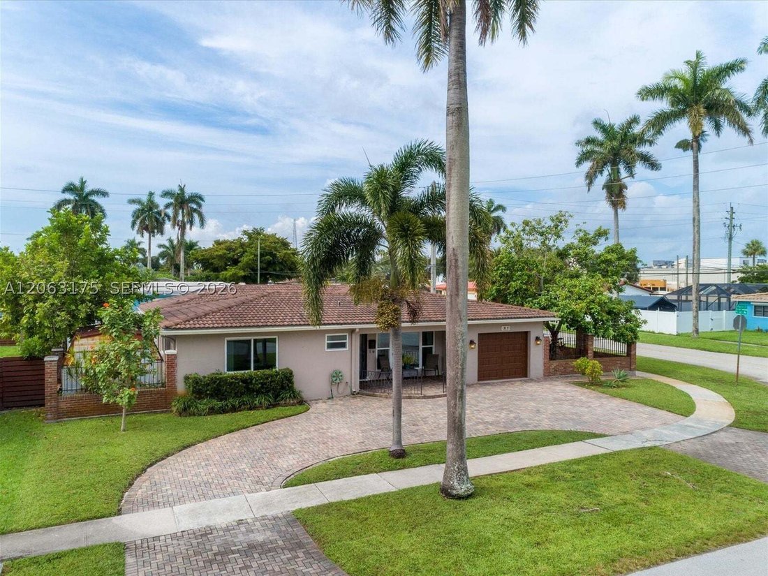 House in Hollywood, Florida, United States 4 - 18649663