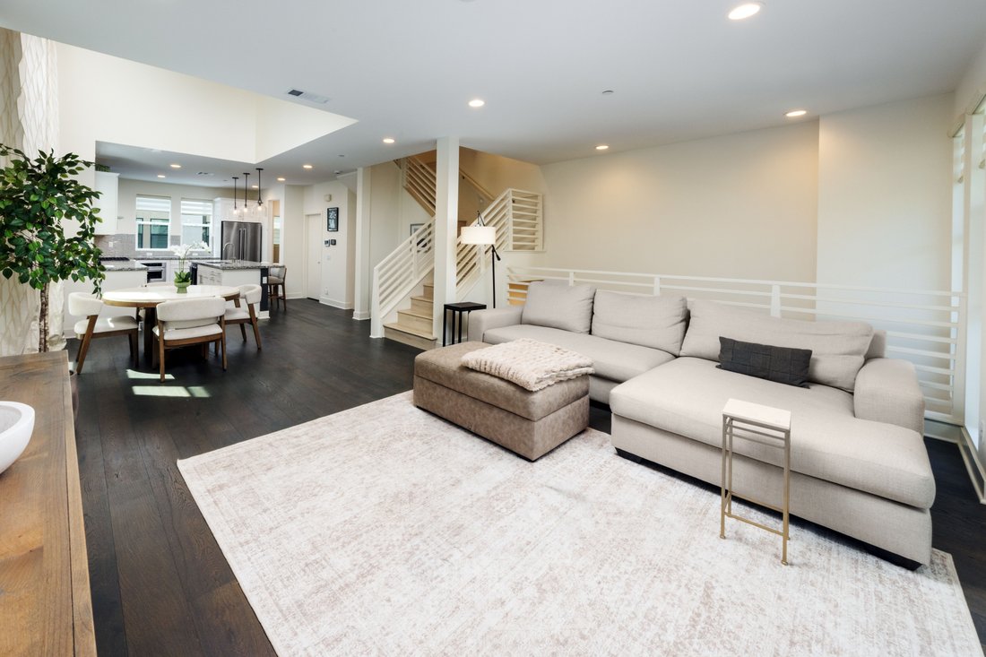 Condo in Costa Mesa, California, United States 5 - 18650009