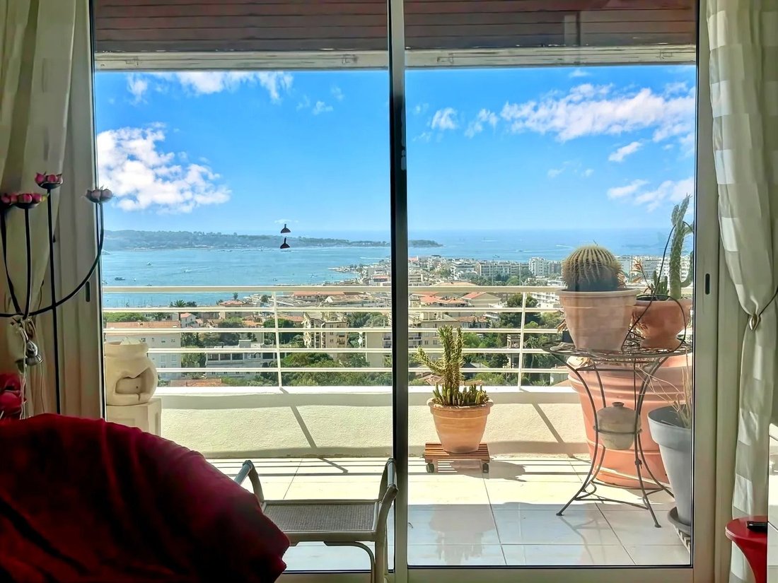 Apartment in La Source, Cannes, France 5 - 18650020