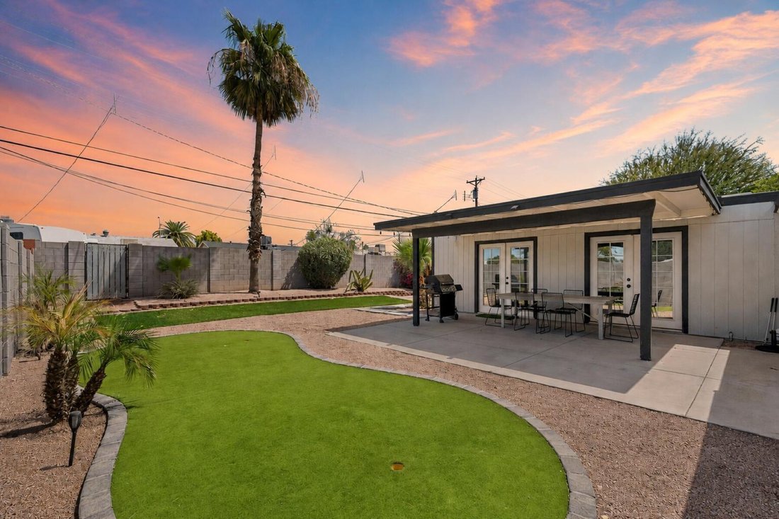 Scottsdale, Arizona, United States 1 - 18648675