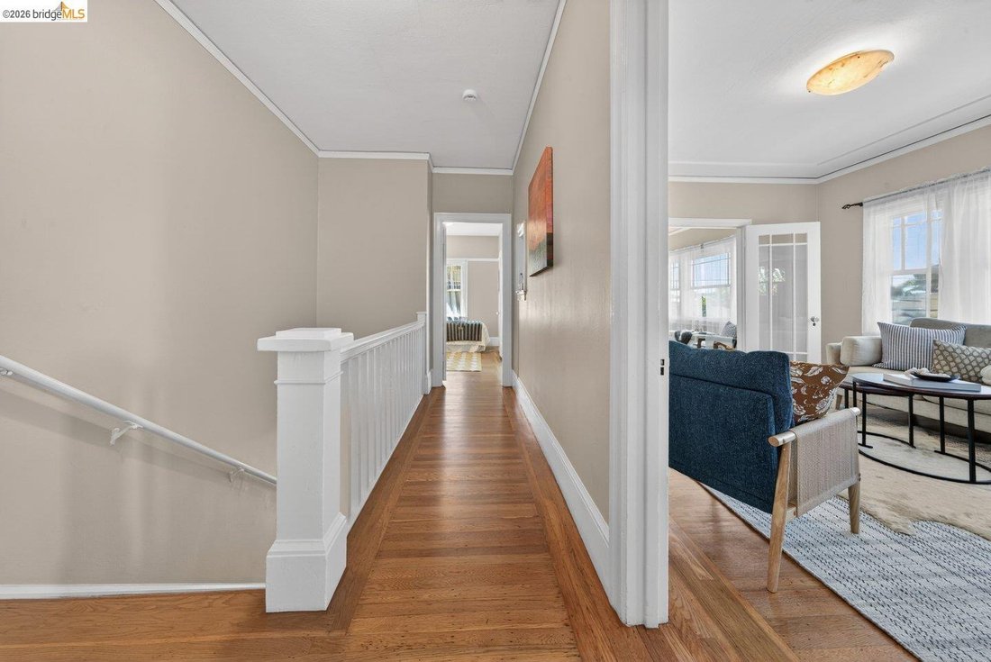 Condo in Oakland, California, United States 5 - 18649718