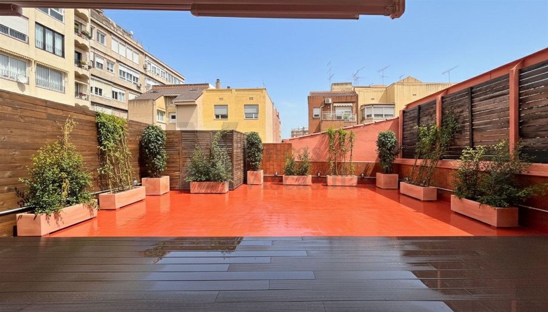 Apartment in Sarrià-Sant Gervasi, Barcelona, Spain 1 - 18649125