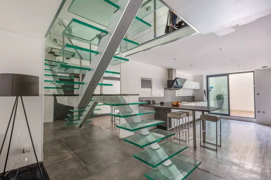 Apartment in Sans Souci-Dauphiné, Lyon 3e Arrondissement, Lyon 4 - 18439755