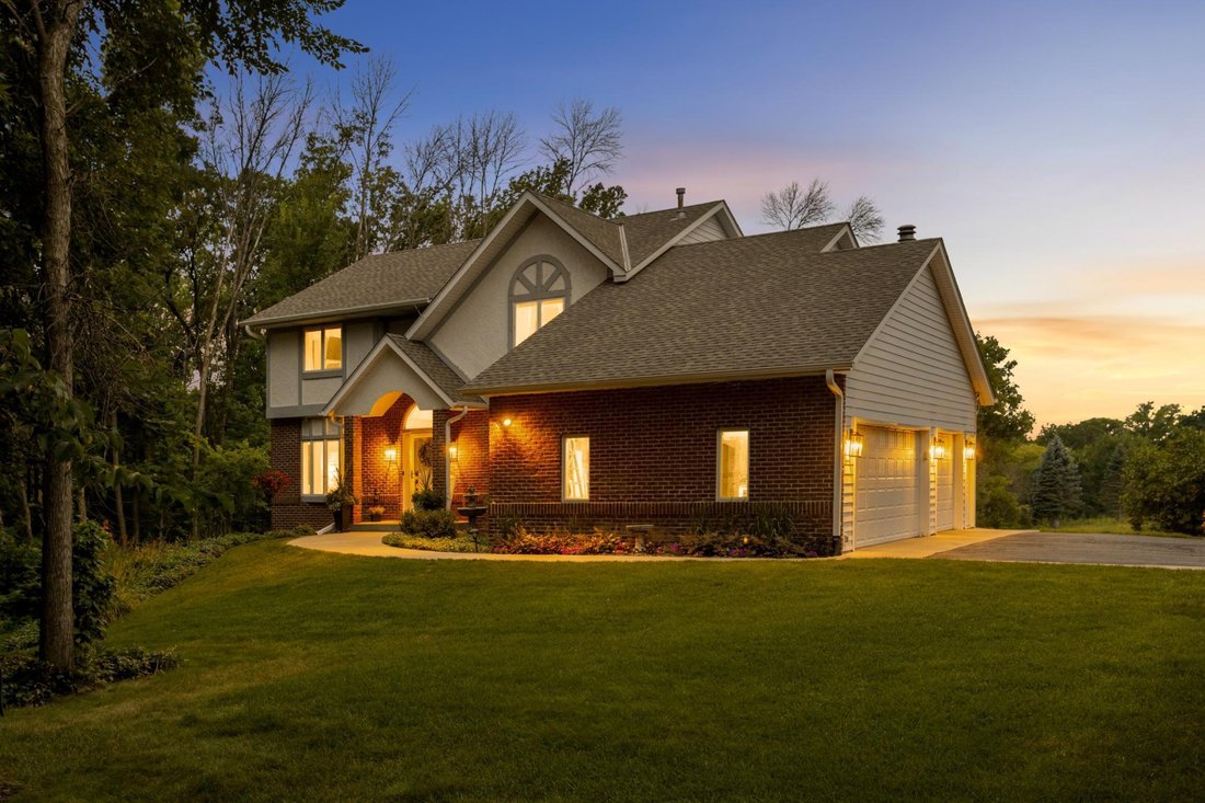 House in Prior Lake, Minnesota, United States 2 - 18649324