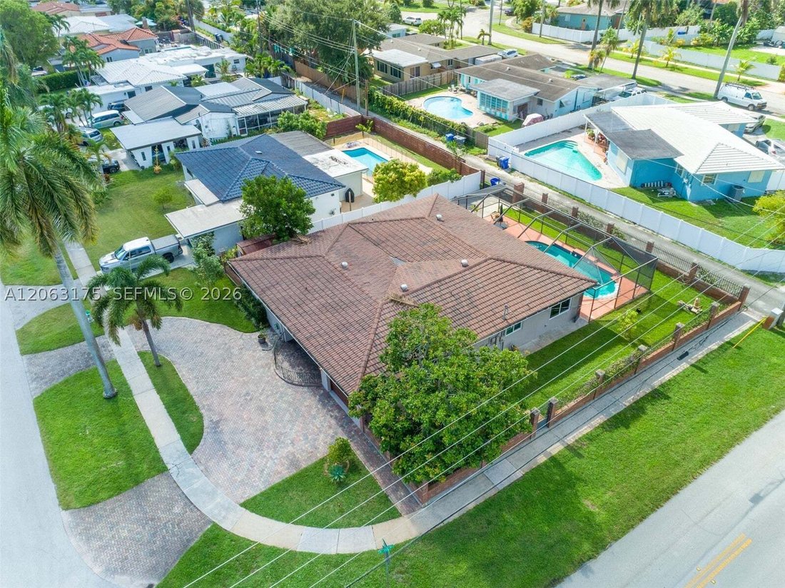 House in Hollywood, Florida, United States 2 - 18649663