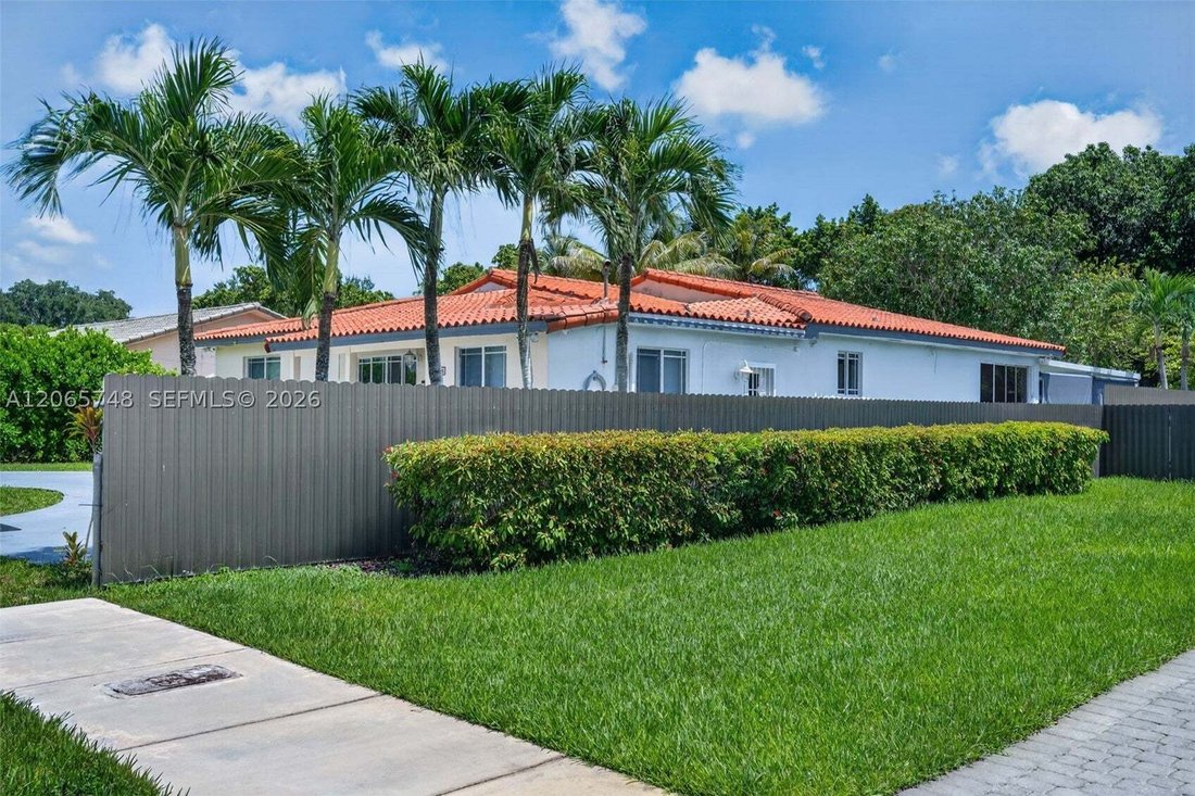 House in Miami, Florida, United States 1 - 18637831