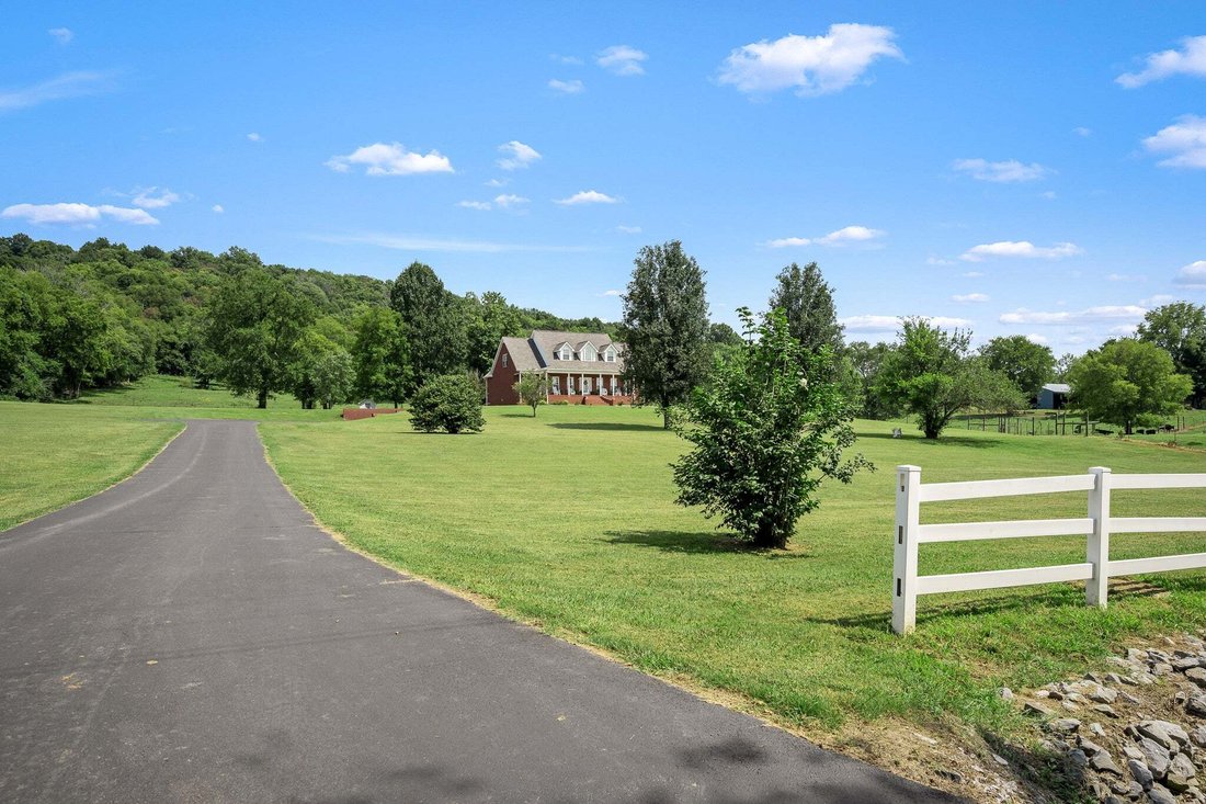 House in Wartrace, Tennessee, United States 4 - 18649236