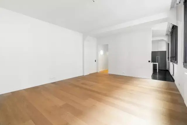 Apartment in Saint Thomas d'Aquin, Paris 7e Arrondissement, Paris 5 - 17839297