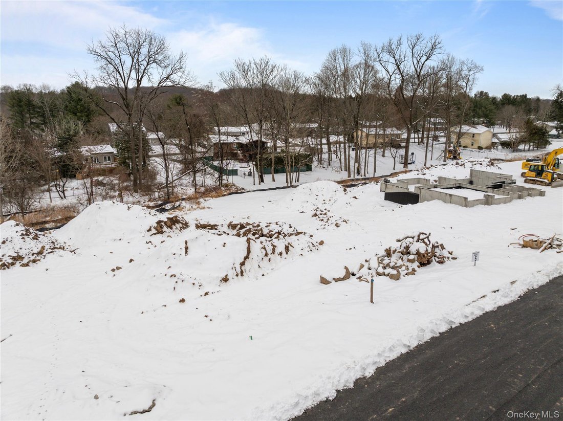 Land in Spring Valley, New York, United States 2 - 18649357