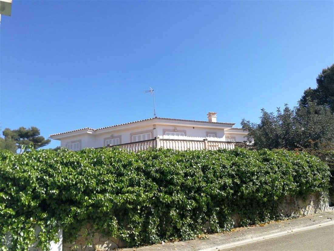 Villa in Llucmajor, Balearic Islands, Spain 2 - 18650123