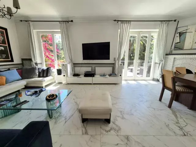 House in Vallergues, Cannes, France 4 - 18013824