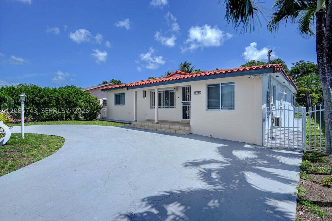 House in Miami, Florida, United States 4 - 18637831