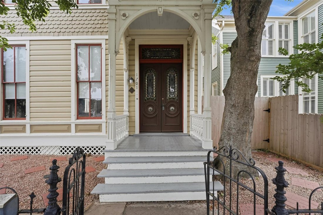 Galveston, Texas, United States 3 - 18332904
