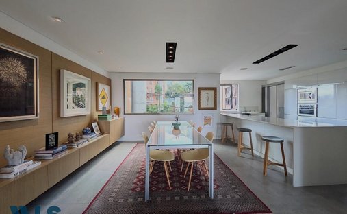Apartamento en Medellín, Antioquia, Colombia 1